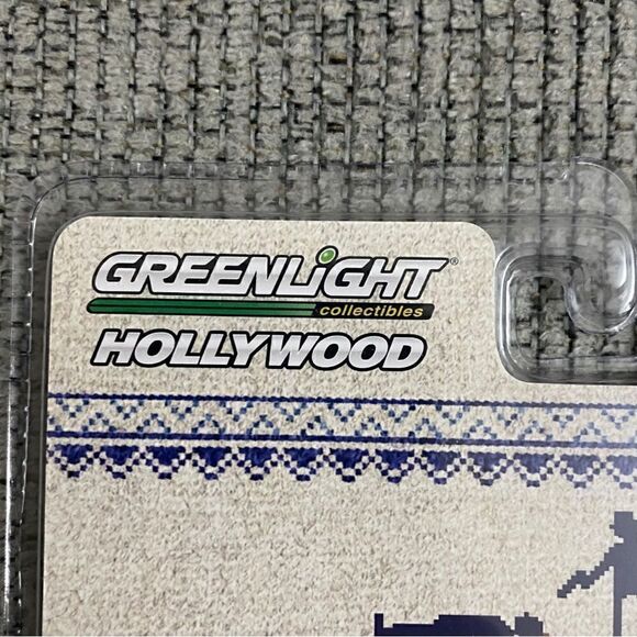 Greenlight Hollywood Fargo 1978 Ford F-150 Ranger XLT Series 35 Target Red Chase - Picture 4 of 5